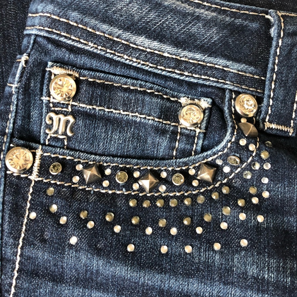 Miss Me Medium Wash Rhinestone Boot Cut Jeans 29 - Picture 9 of 16